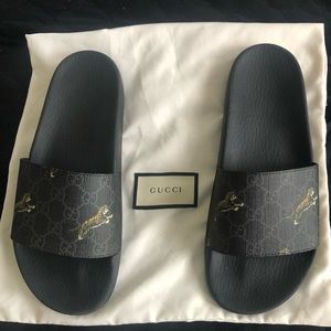 Gucci Tiger Print Foot Slides
